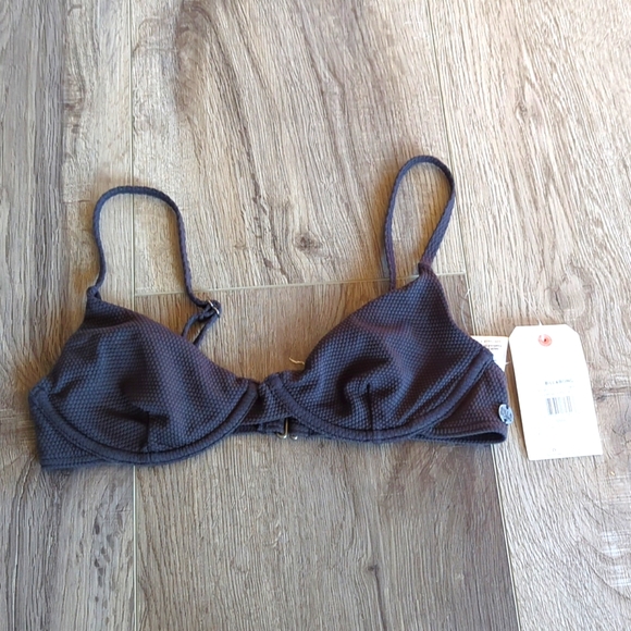 Billabong Other - NWT BILLABONG BIKINI TOP LUV MYSELF PIN UP